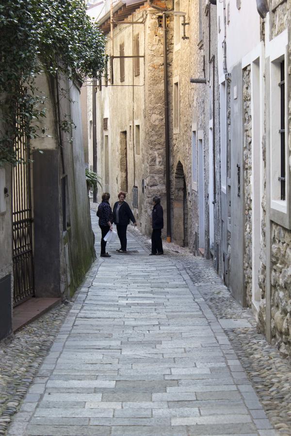 Casa Madali' - Nel Borgo Lejlighed Marone Eksteriør billede